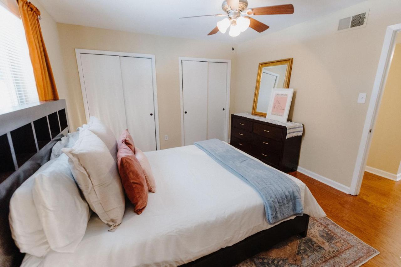 Centrally Located 3Br Overton Square Fast Wifi Free Parking Yes Pets Memphis Eksteriør billede